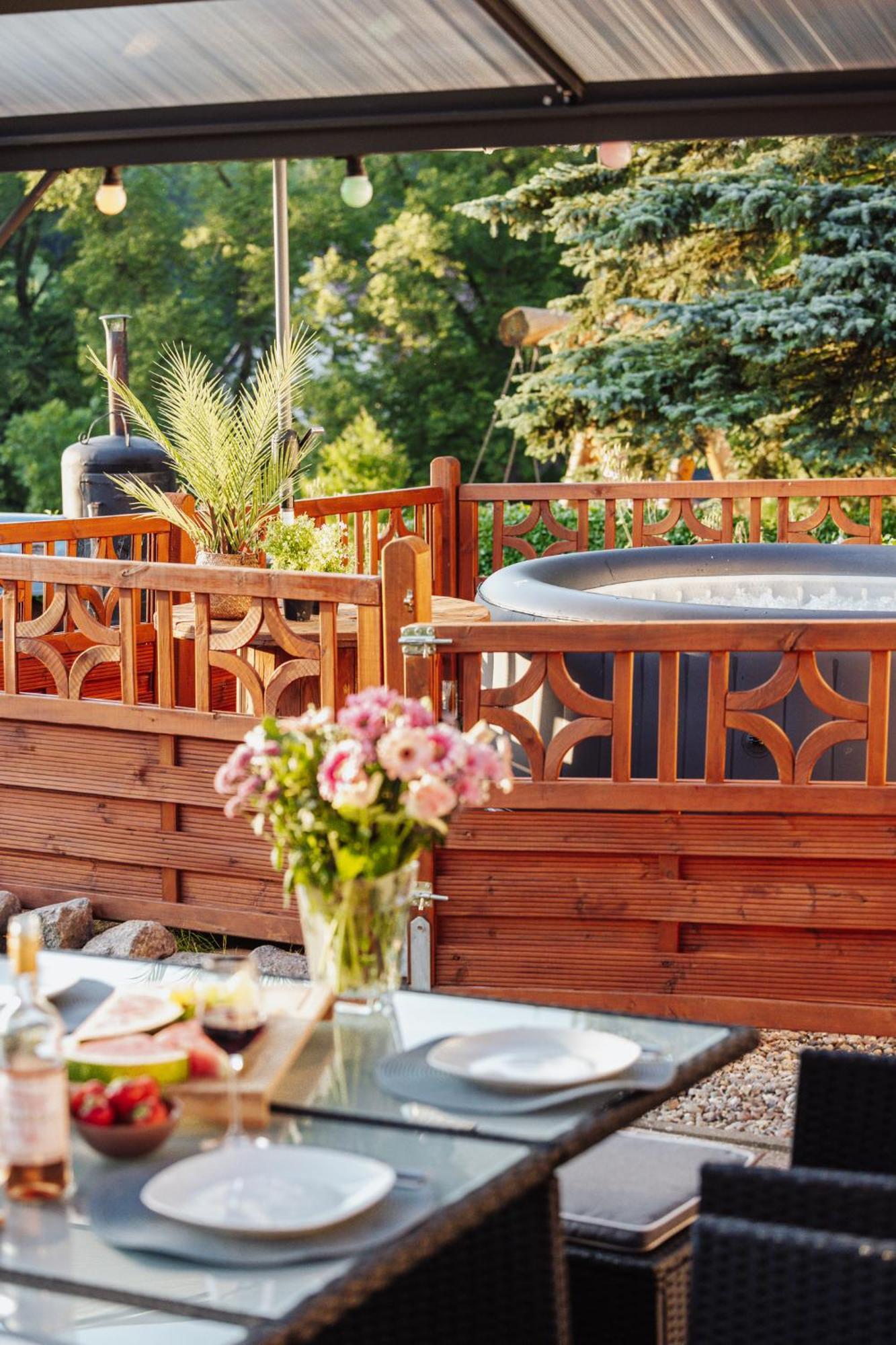 Wellnessparadies Mit Sauna Und Whirlpool Krakow am See Esterno foto