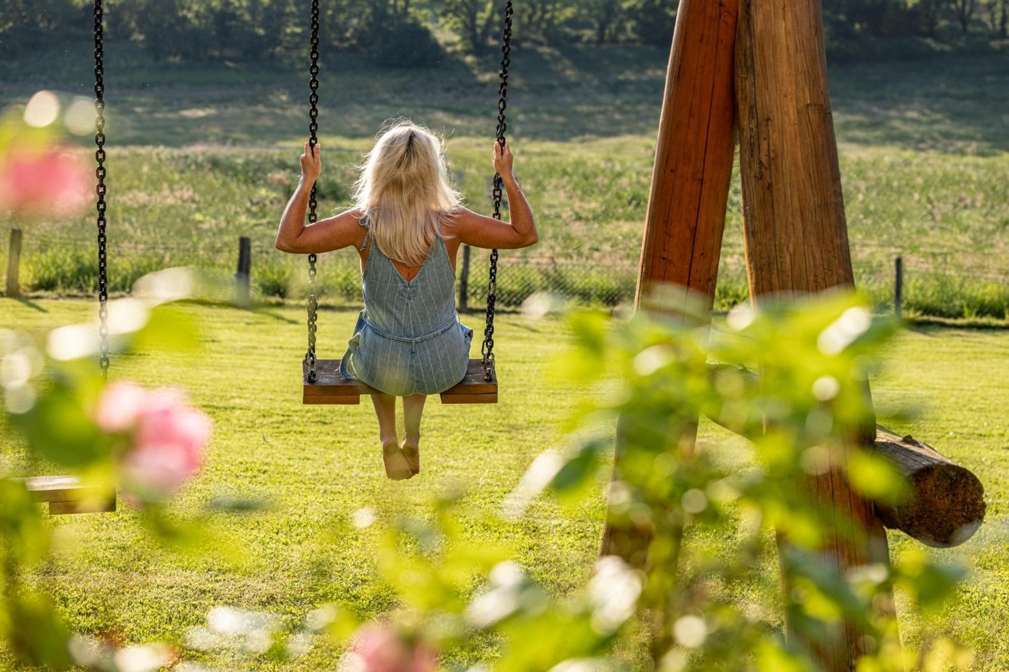 Wellnessparadies Mit Sauna Und Whirlpool Krakow am See Esterno foto