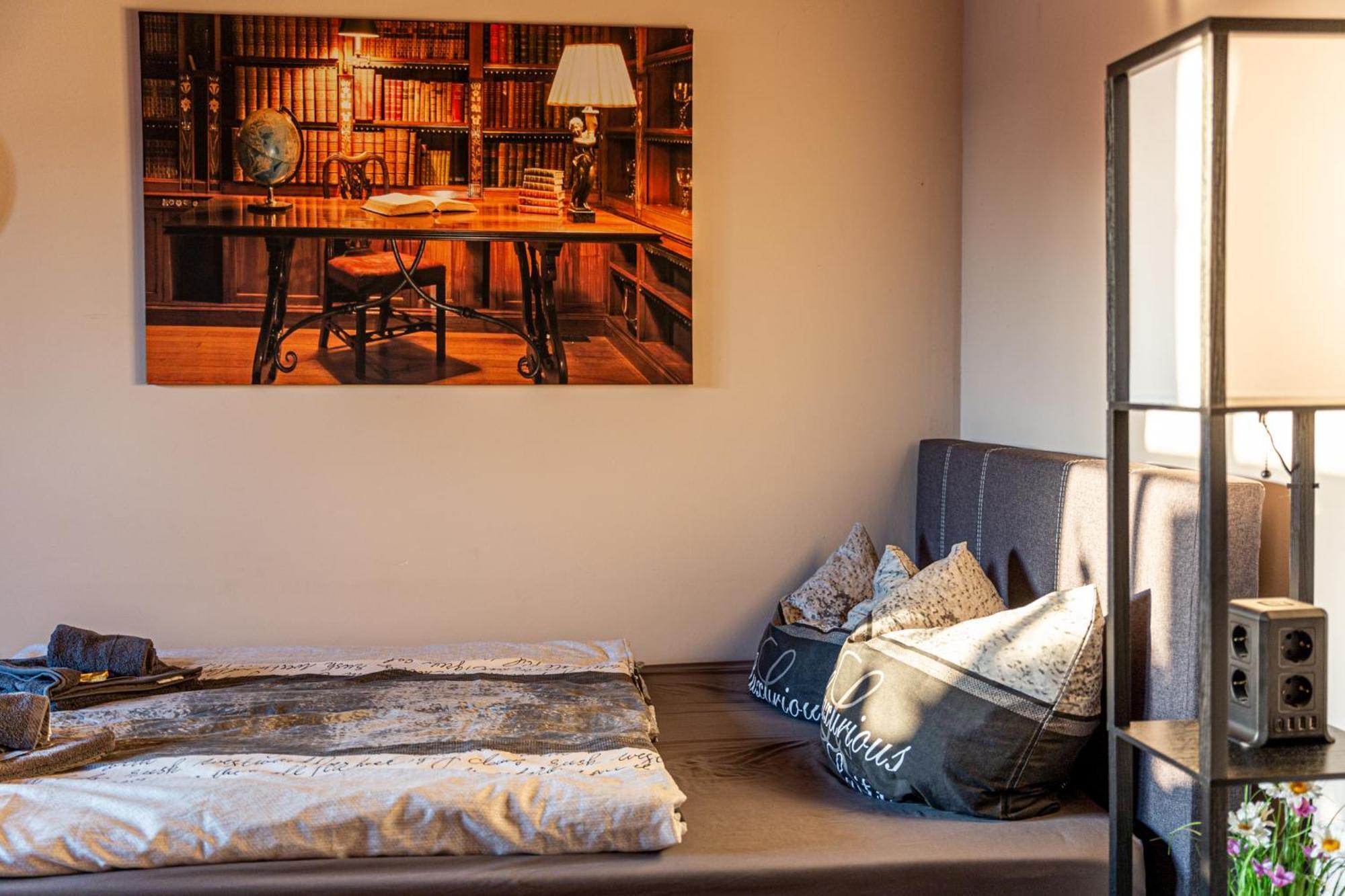 Wellnessparadies Mit Sauna Und Whirlpool Krakow am See Esterno foto